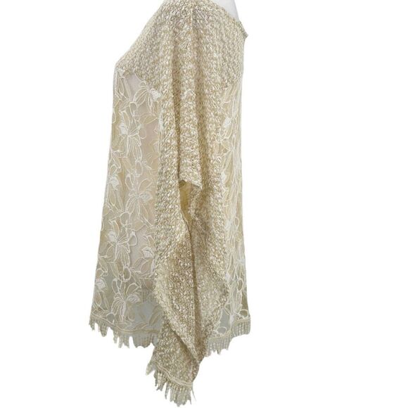 Alter’d State Floral Lace Sheer Gold Speck Cream Poncho Style Top Size Small - Picture 3 of 16